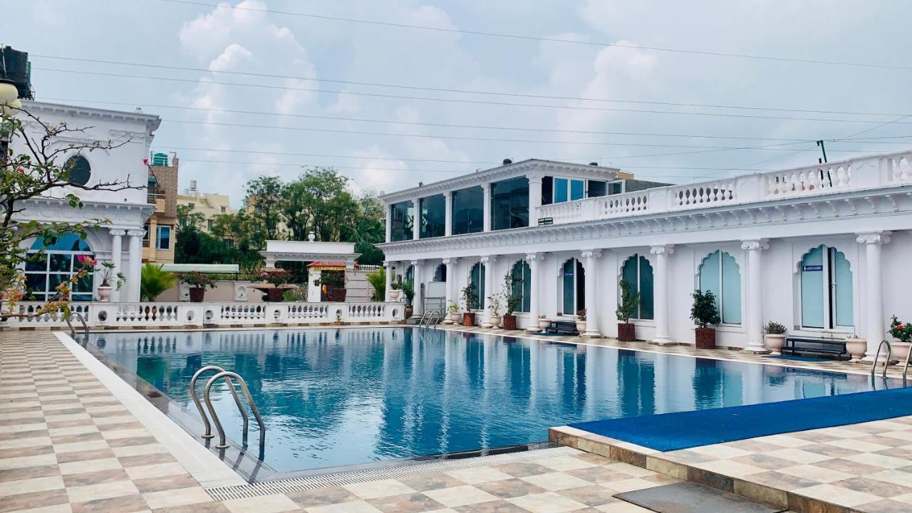 Dream Palace Resort Katmandou Extérieur photo
