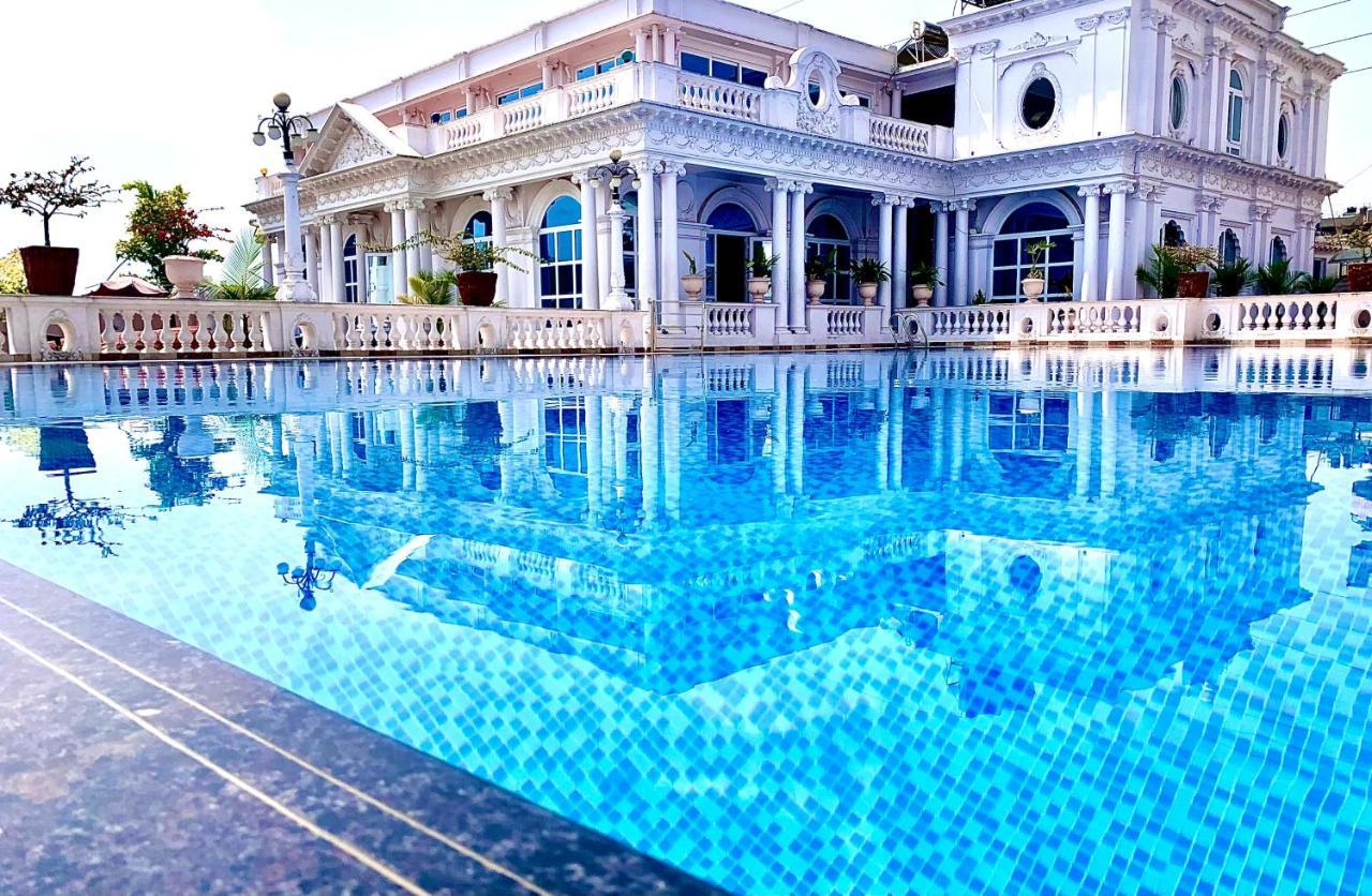 Dream Palace Resort Katmandou Extérieur photo