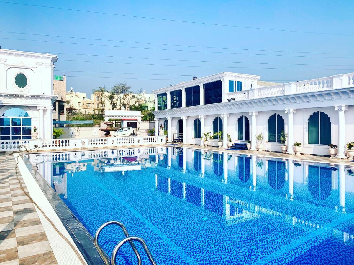 Dream Palace Resort Katmandou Extérieur photo