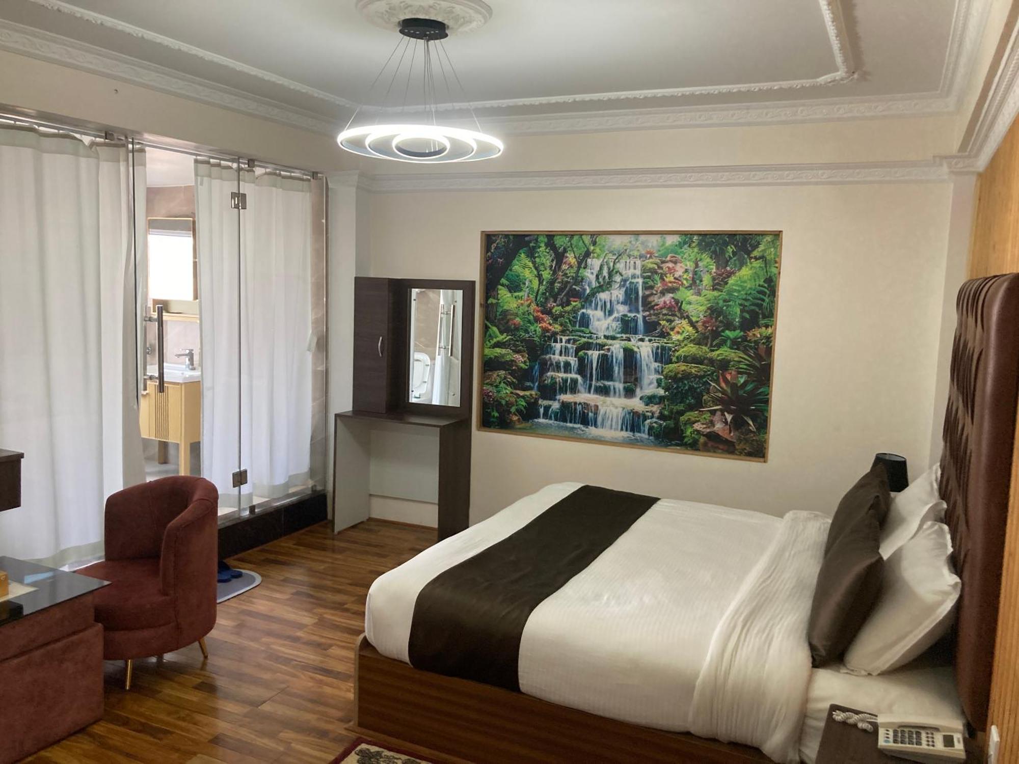 Dream Palace Resort Katmandou Extérieur photo